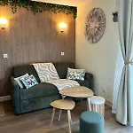 아파트 Le Tresor Du - - De Clarens - - Piscine - Parking - Wifi - Acces Privee - Golf - Casino - Terra Aventura - So Velo
